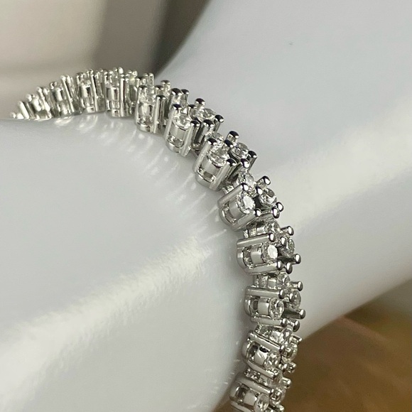 5CT Lab Created Diamond Bracelet. PLATINUM coated. On Silver. 6 3/4" - Picture 8 of 10